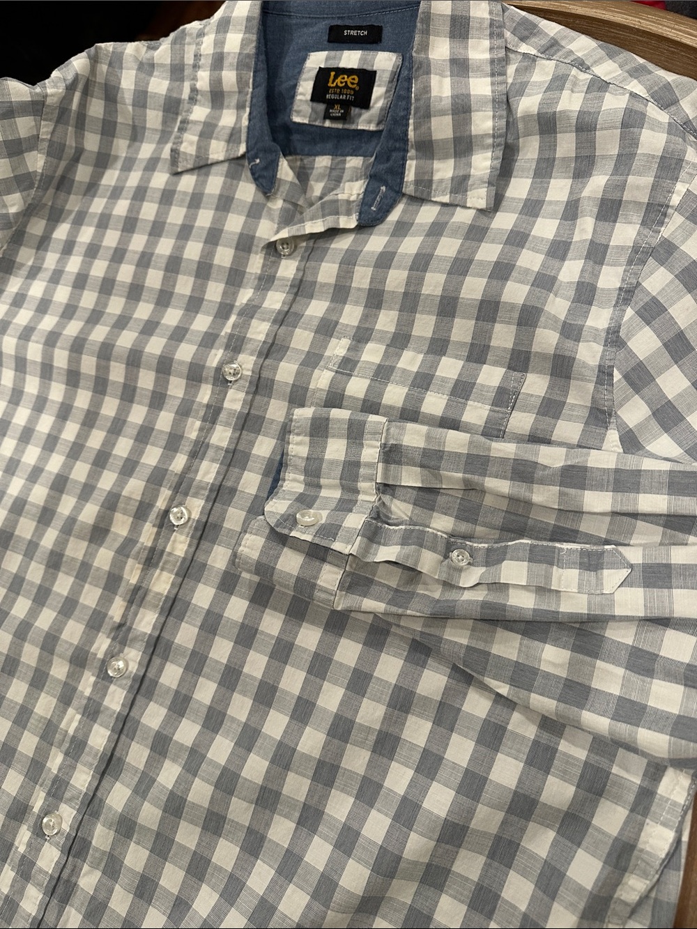 Lee Men's Gray and White Gingham Button-Down Shirt 98% cotton XL
